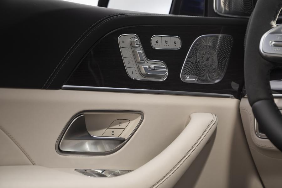 Детали интерьера Mercedes-AMG GLE63 S 4Matic+ (V167) 2020 года  (NA) (фото 52 из 75)